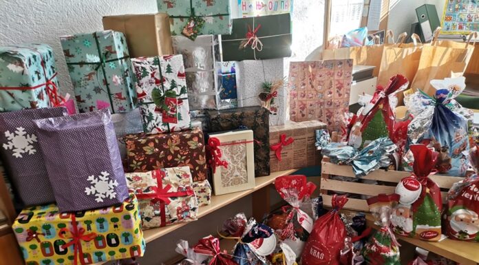 Хуманитарна акција под наслов ” стопли срце- изнуди насмевка”