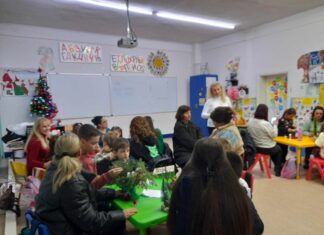 Предновогодишна работилница во нашата училница.